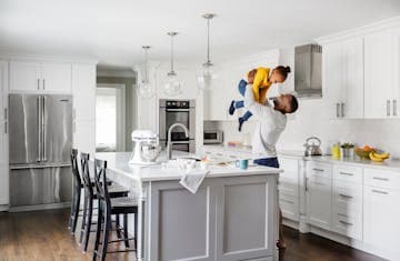 838be925-a20b-4a4b-ad13-e21a2b074b19_190107_TLenz_Fabuwood_3VictoriaWestport6354.jpg?auto=compress,format&rect=0,31,3000,1958&w=360&h=235